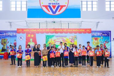 TRƯỜNG THCS HÙNG VƯƠNG: RỘN RÀNG TẾT TRUNG THU – LAN TỎA NIỀM VUI, GẮN KẾT YÊU THƯƠNG 