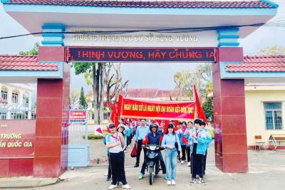 TRƯỜNG THCS HÙNG VƯƠNG TỔ CHỨC HOẠT ĐỘNG DIỄU HÀNH TUYÊN TRUYỀN NGÀY BẦU CỬ ĐẠI BIỂU QUỐC HỘI KHÓA XVI VÀ ĐẠI BIỂU HỘI ĐỒNG NHÂN DÂN CÁC CẤP NHIỆM KỲ 2026 – 2031